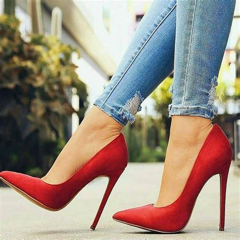 stylish pumps high heels